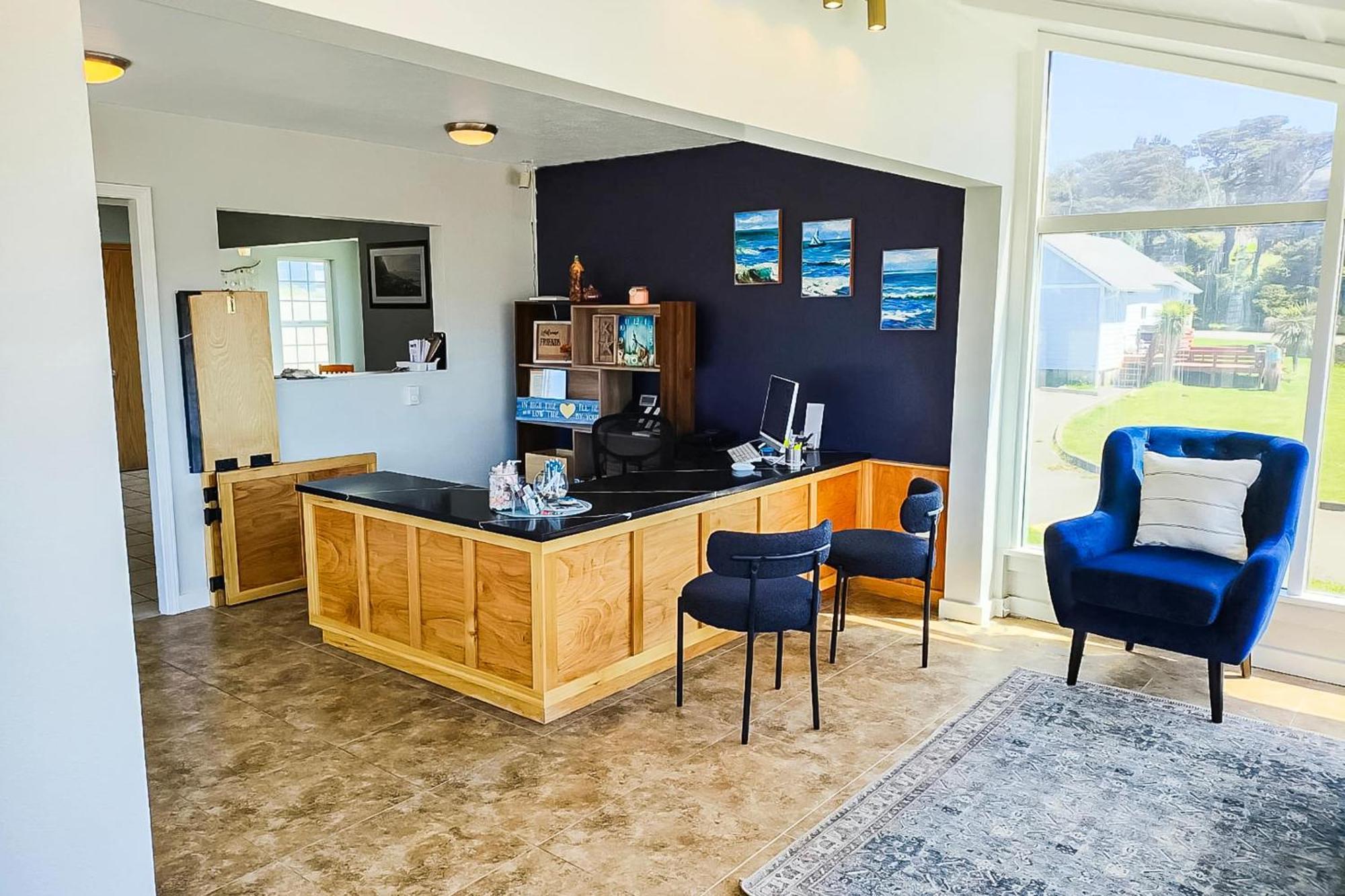 Oyo Waves Hotel Newport Or - Nye Beach Экстерьер фото