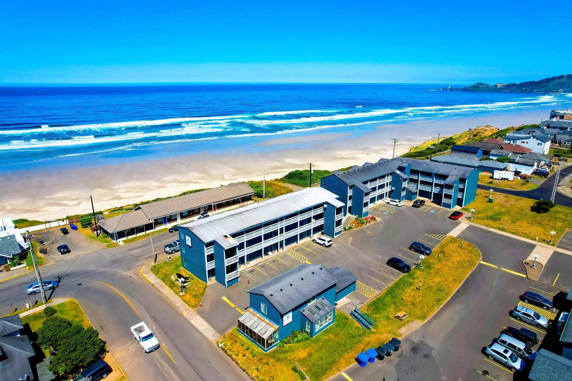 Oyo Waves Hotel Newport Or - Nye Beach Экстерьер фото