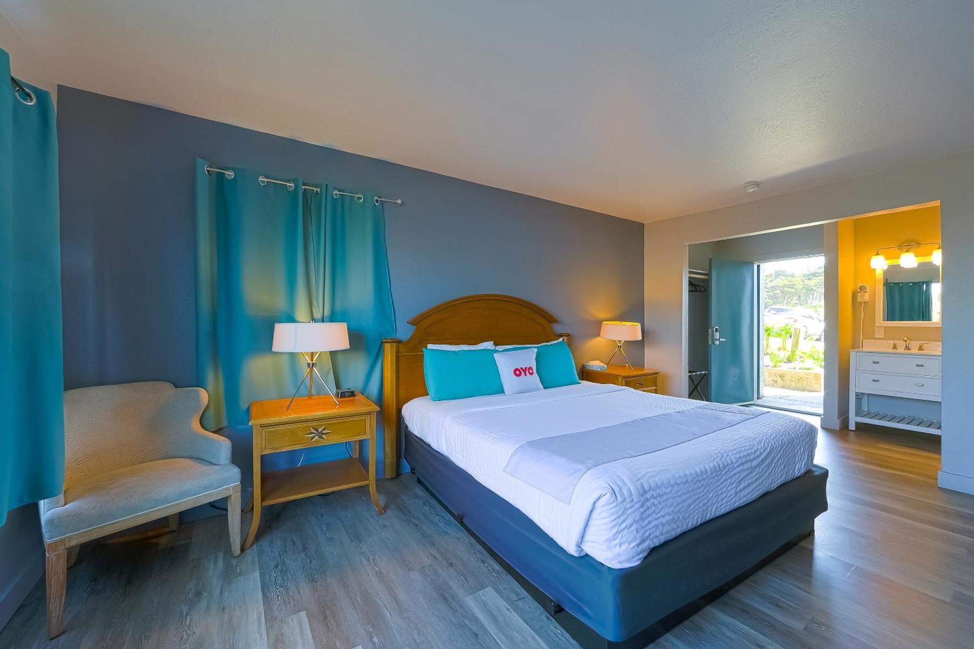 Oyo Waves Hotel Newport Or - Nye Beach Экстерьер фото