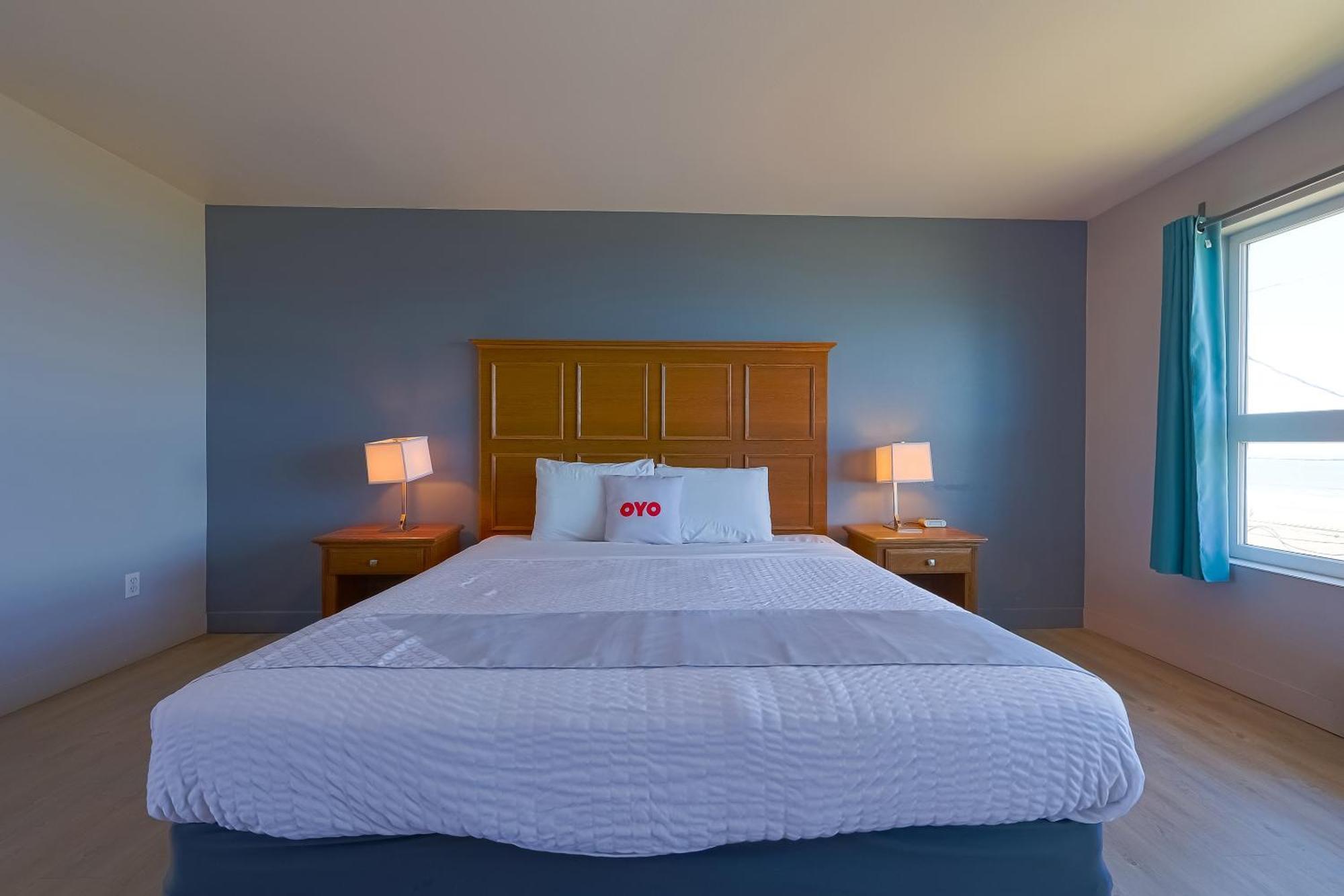 Oyo Waves Hotel Newport Or - Nye Beach Экстерьер фото