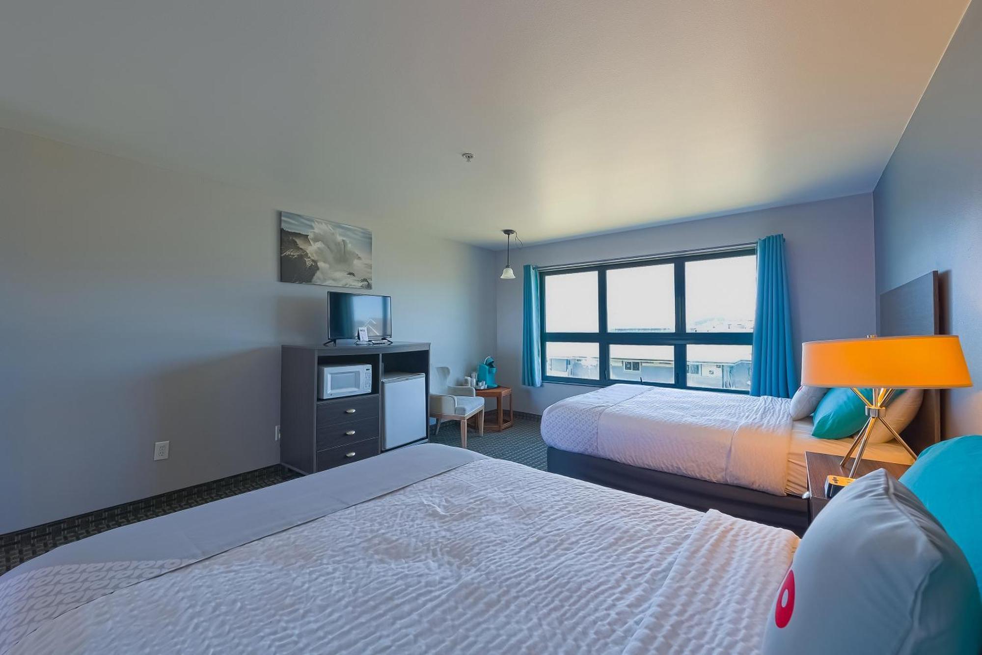Oyo Waves Hotel Newport Or - Nye Beach Экстерьер фото