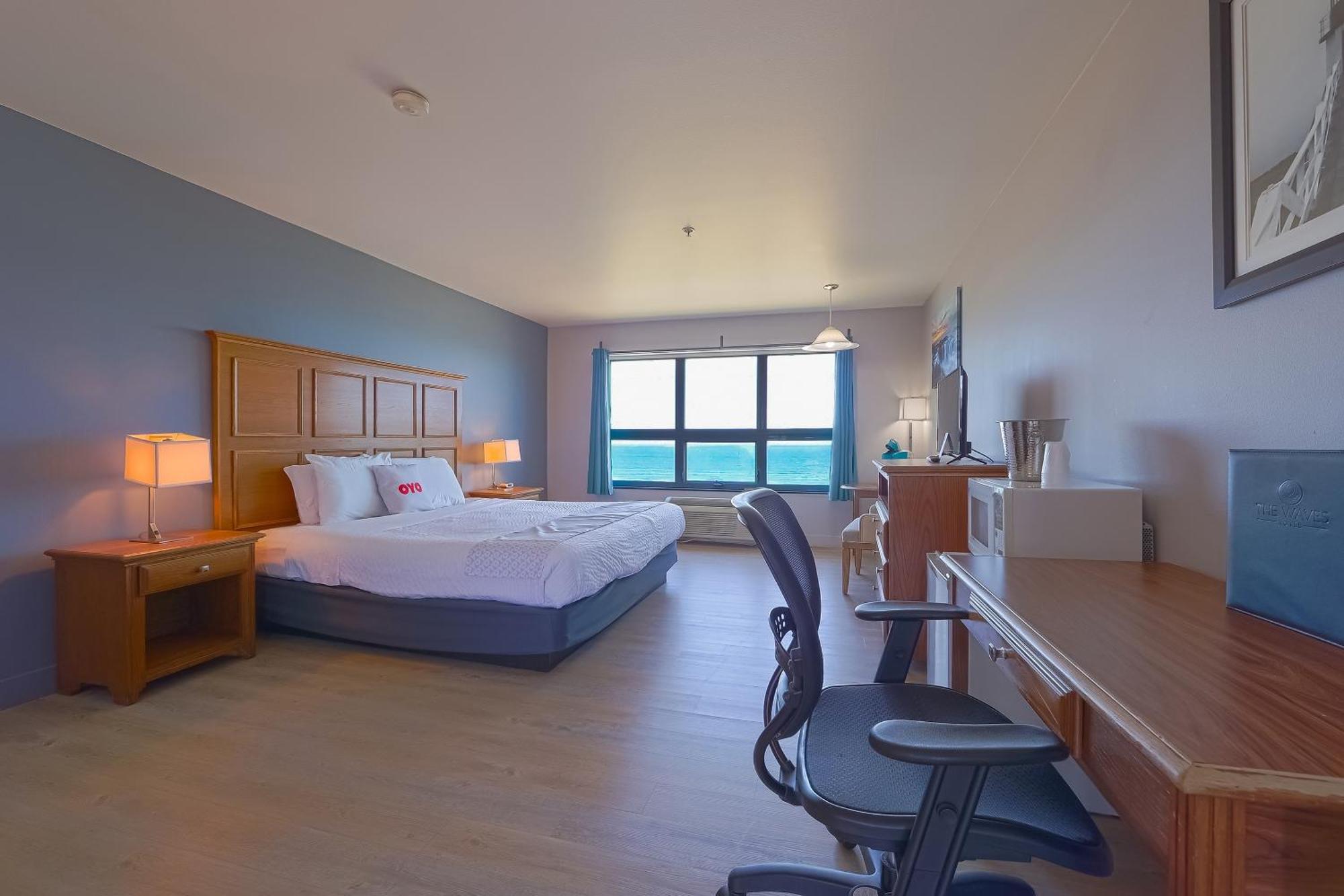 Oyo Waves Hotel Newport Or - Nye Beach Экстерьер фото