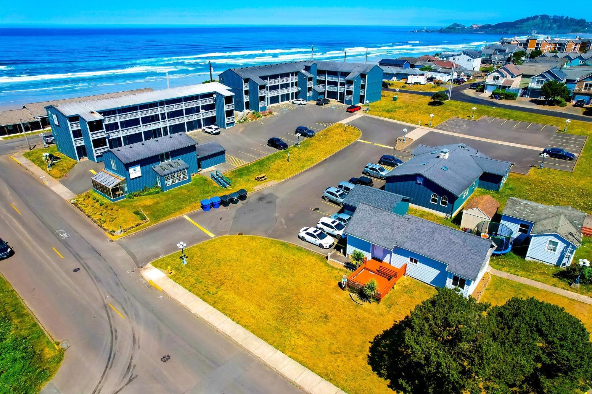 Oyo Waves Hotel Newport Or - Nye Beach Экстерьер фото