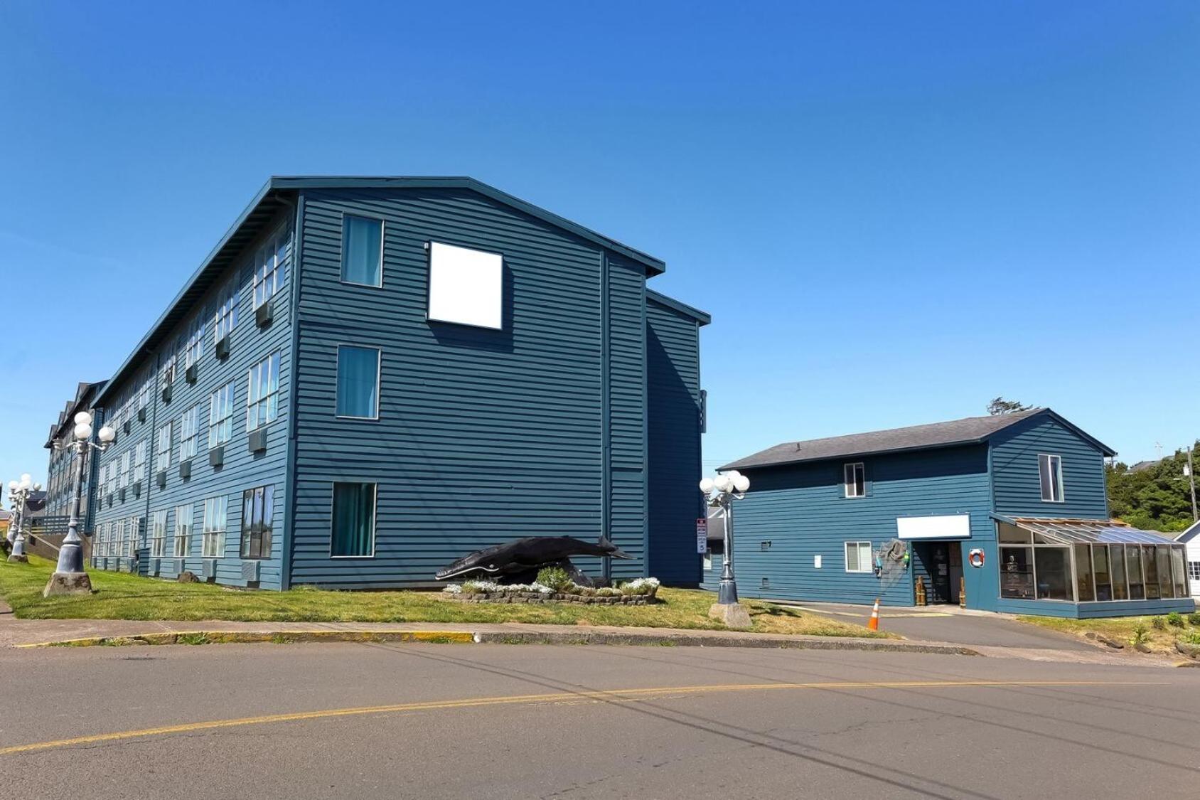 Oyo Waves Hotel Newport Or - Nye Beach Экстерьер фото