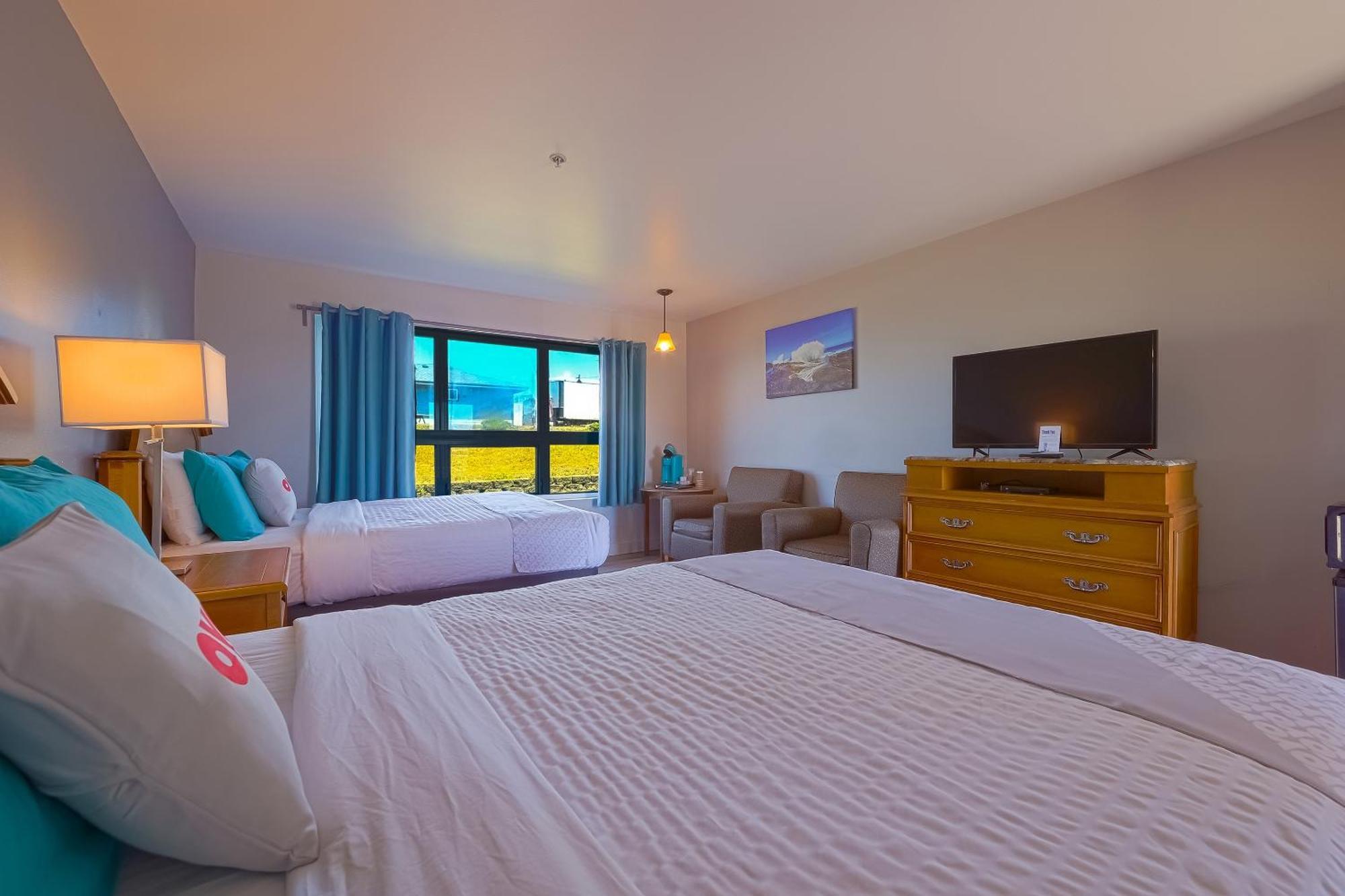 Oyo Waves Hotel Newport Or - Nye Beach Экстерьер фото