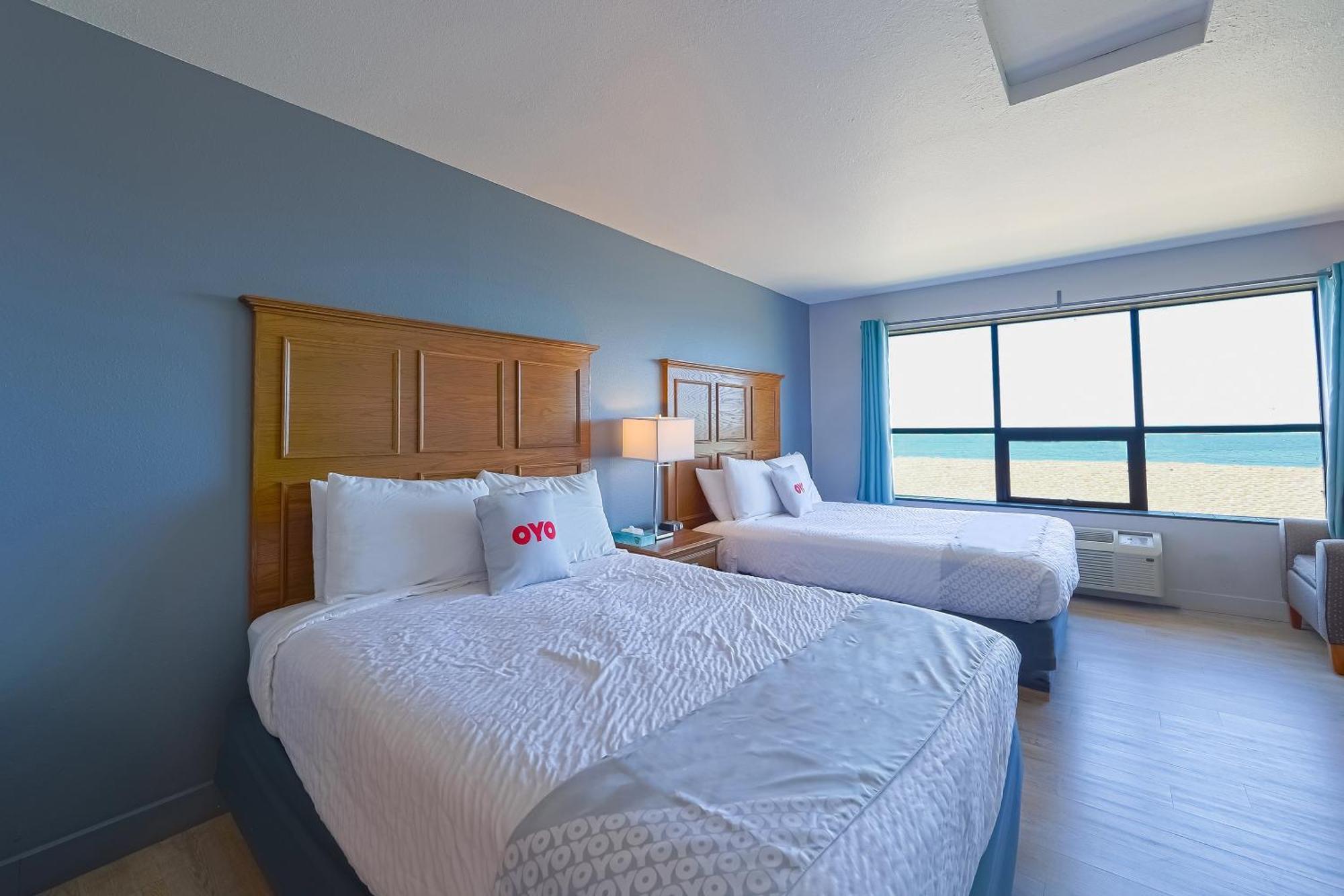 Oyo Waves Hotel Newport Or - Nye Beach Экстерьер фото