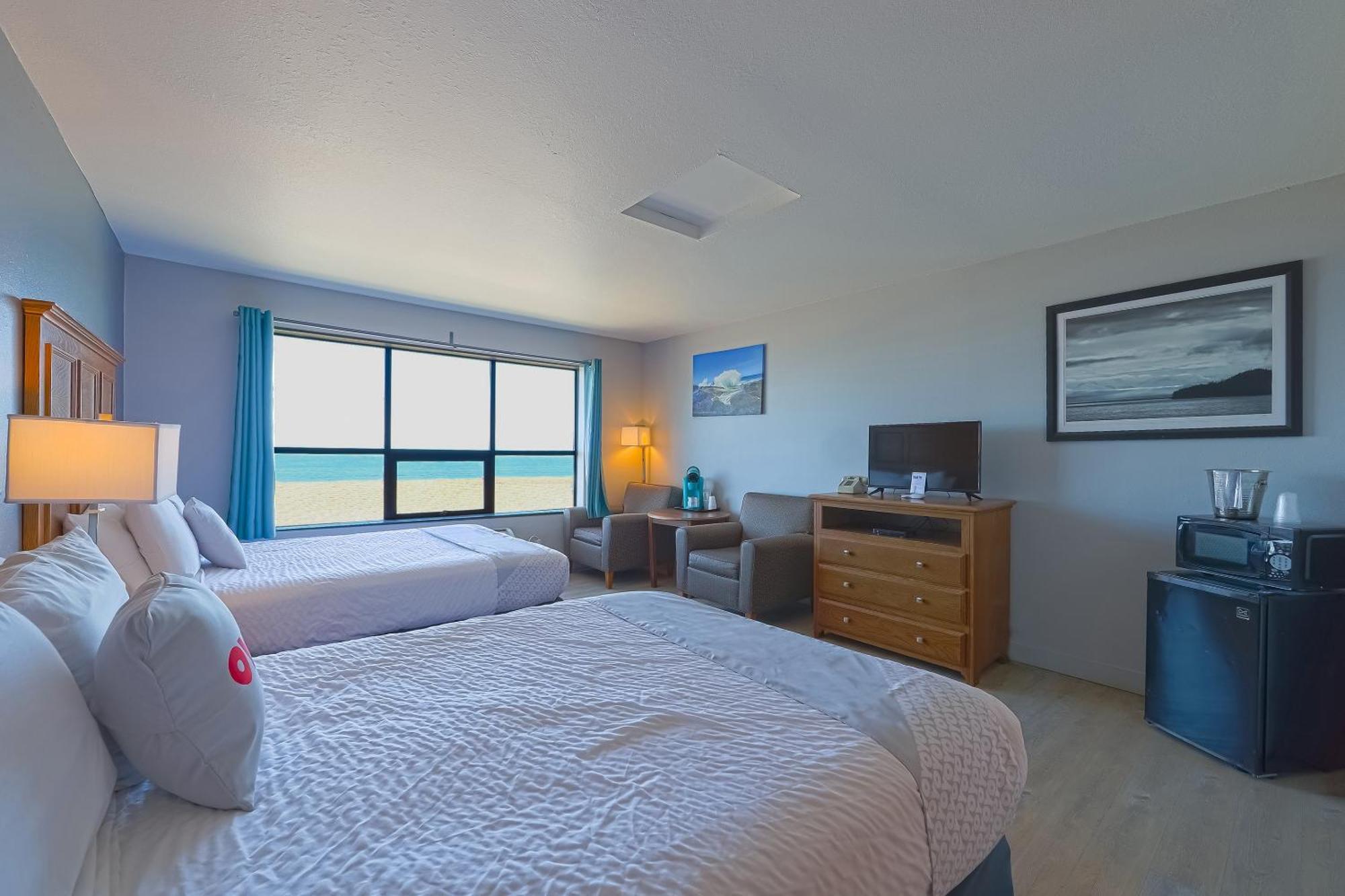 Oyo Waves Hotel Newport Or - Nye Beach Экстерьер фото