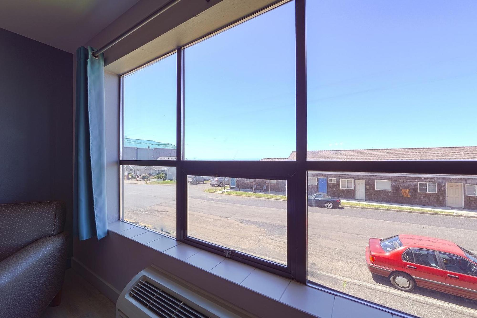 Oyo Waves Hotel Newport Or - Nye Beach Экстерьер фото
