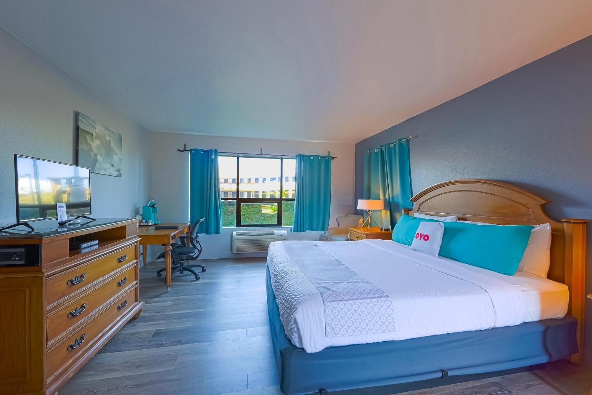 Oyo Waves Hotel Newport Or - Nye Beach Экстерьер фото
